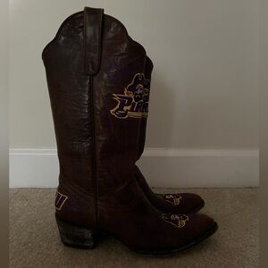 Old Gringo Gameday Brown Boots with ECU Pirate stitched logo size 7.5